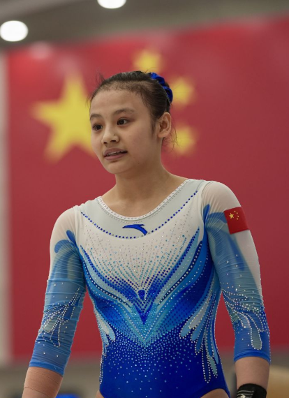杏彩交响中的青春旋律