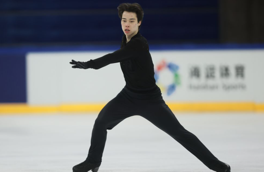 畅游杏彩娱乐，轻松完成注册